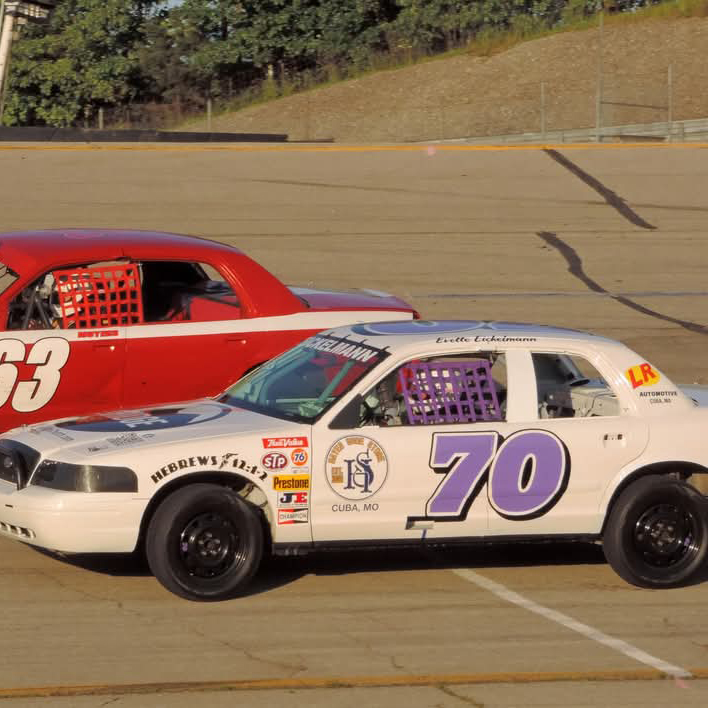 Evette Eickelmann of Eickelmann Racing driving the #70 Crown Vic stock car | May 17, 2025 | I-44 Speedway, Lebanon, Missouri | Photo by Darrell Powers